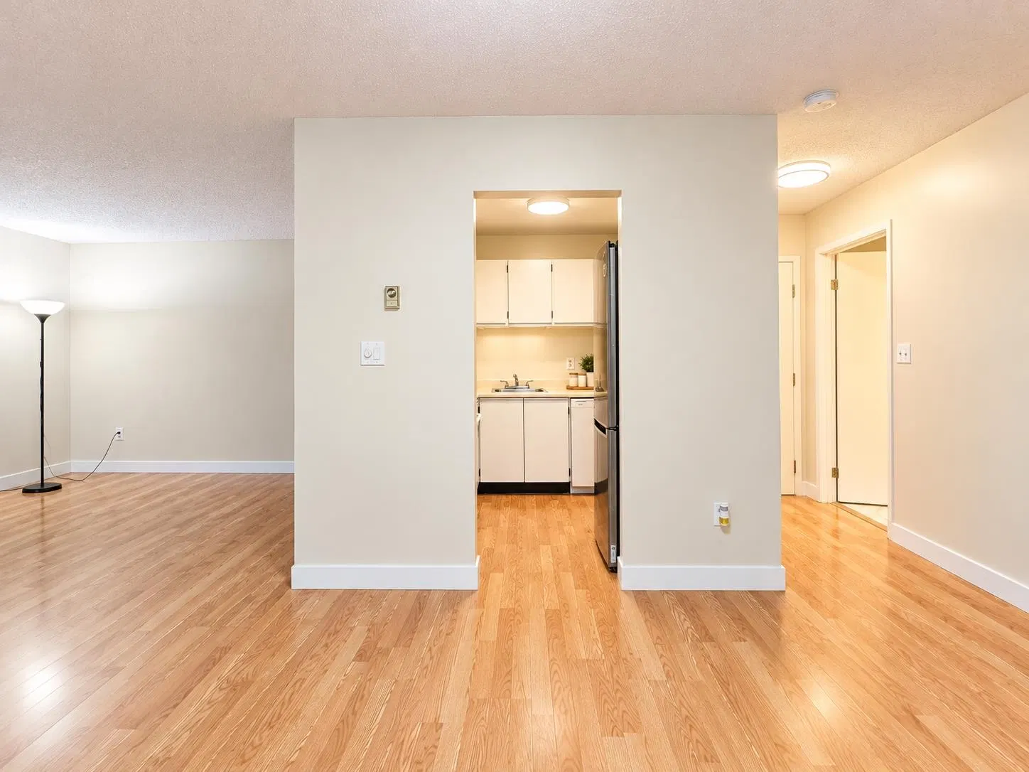 Photo 3 of 14 at #205 – 8231 Granville Avenue