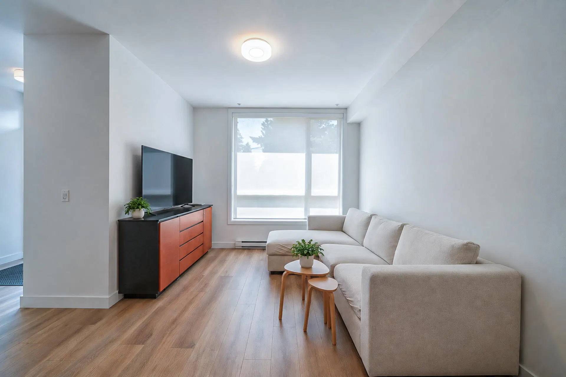 Photo 5 of 27 at #302 – 6085 Irmin Street
