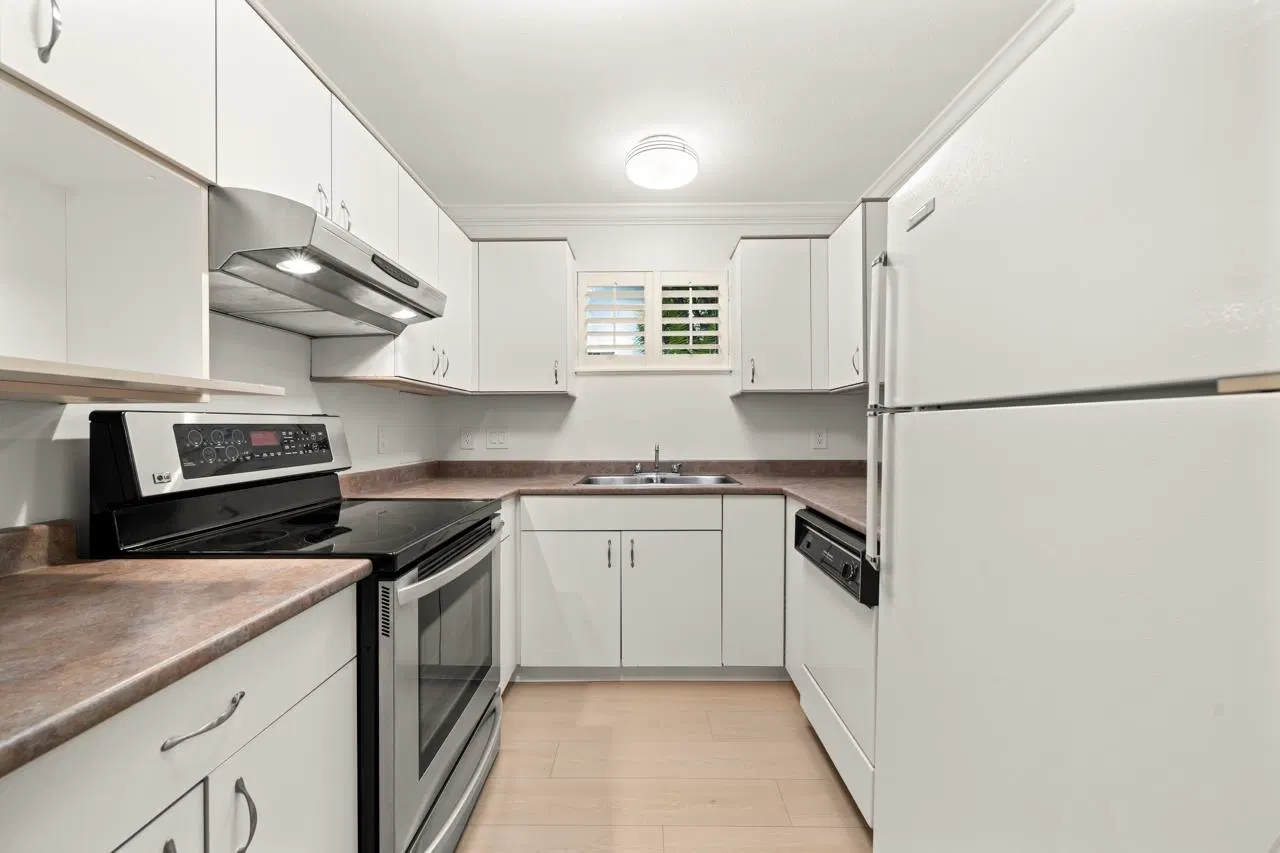 Photo 5 of 20 at #104 – 526 W 13th Avenue