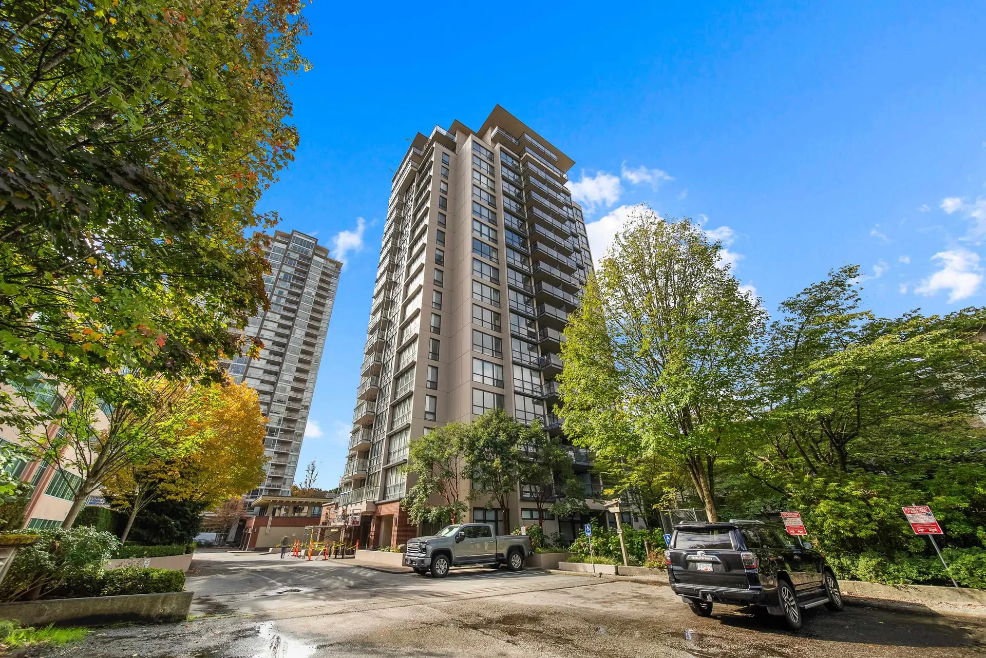 Photo 1 of 22 at #805 – 2959 Glen Drive