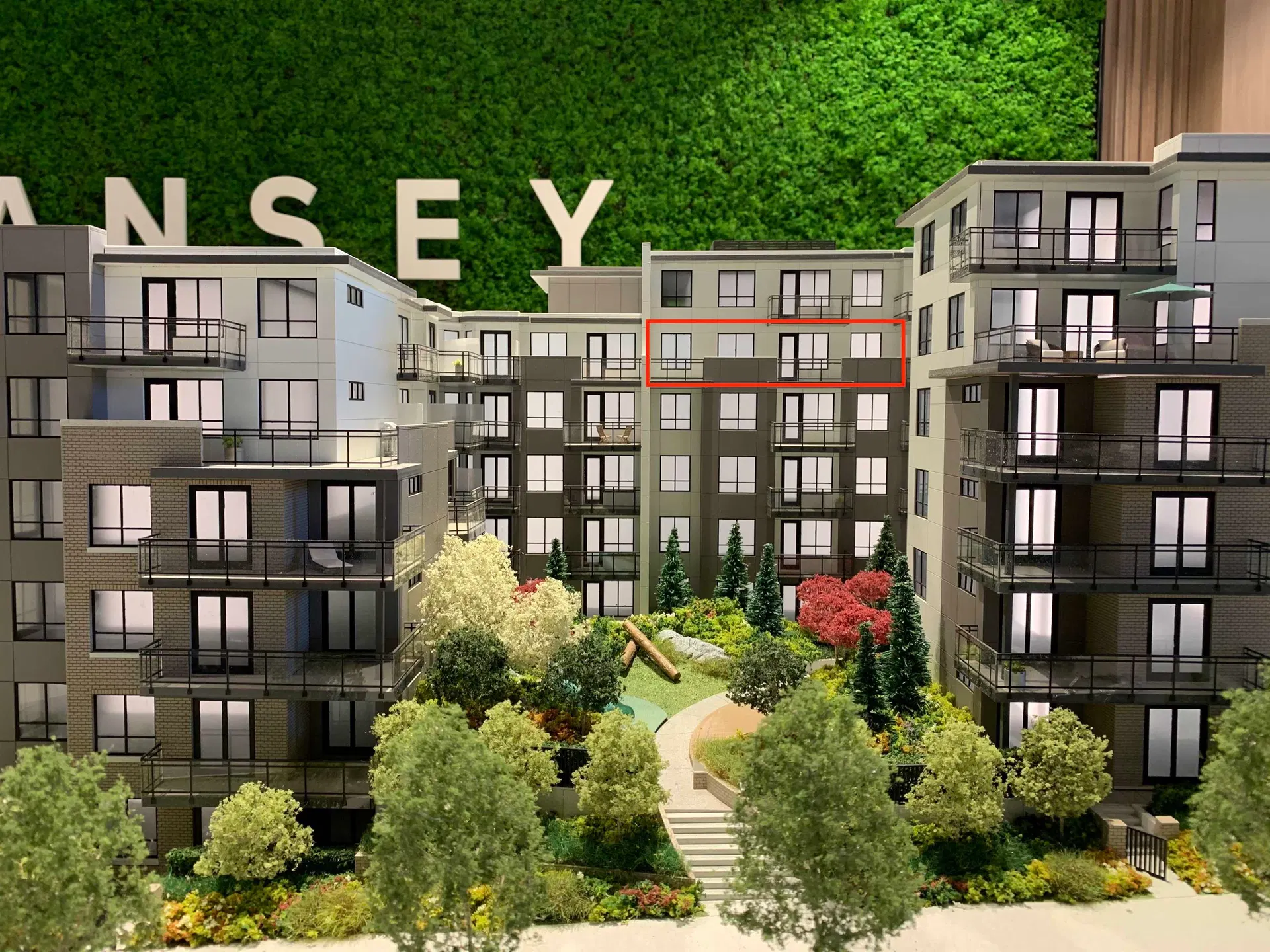 #620 – 599 Dansey Avenue
