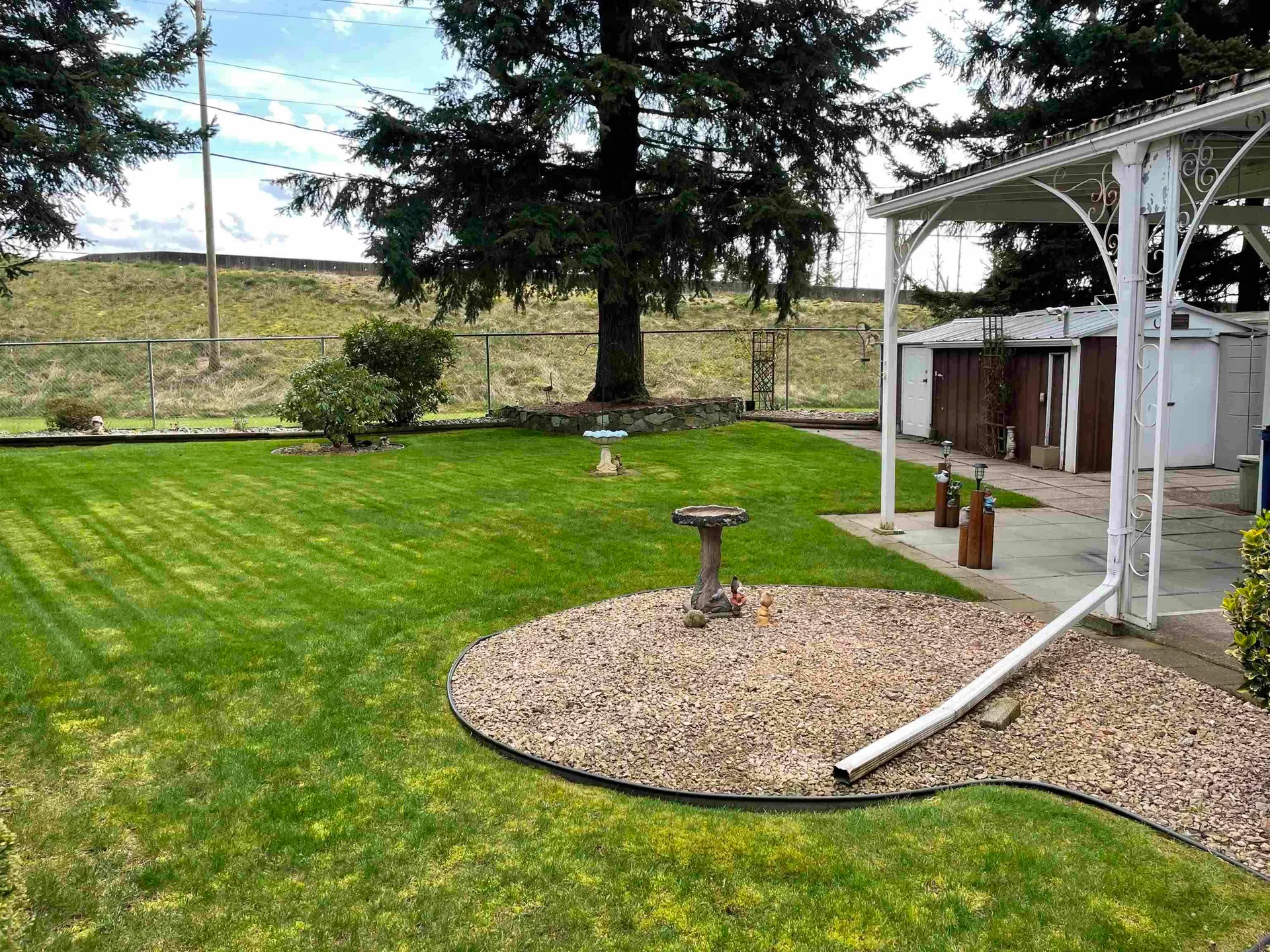 Photo 3 of 11 at #6 – 31313 Livingstone Avenue
