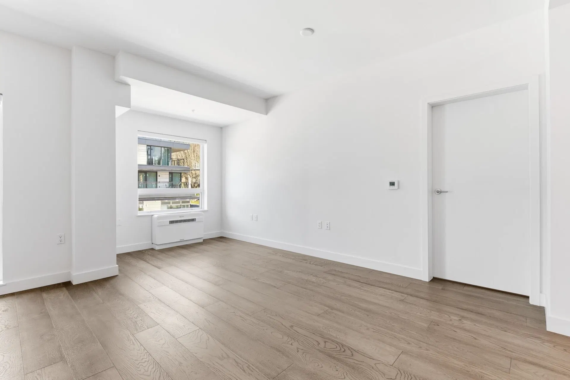 Photo 3 of 23 at #202 – 3590 W 39th Avenue