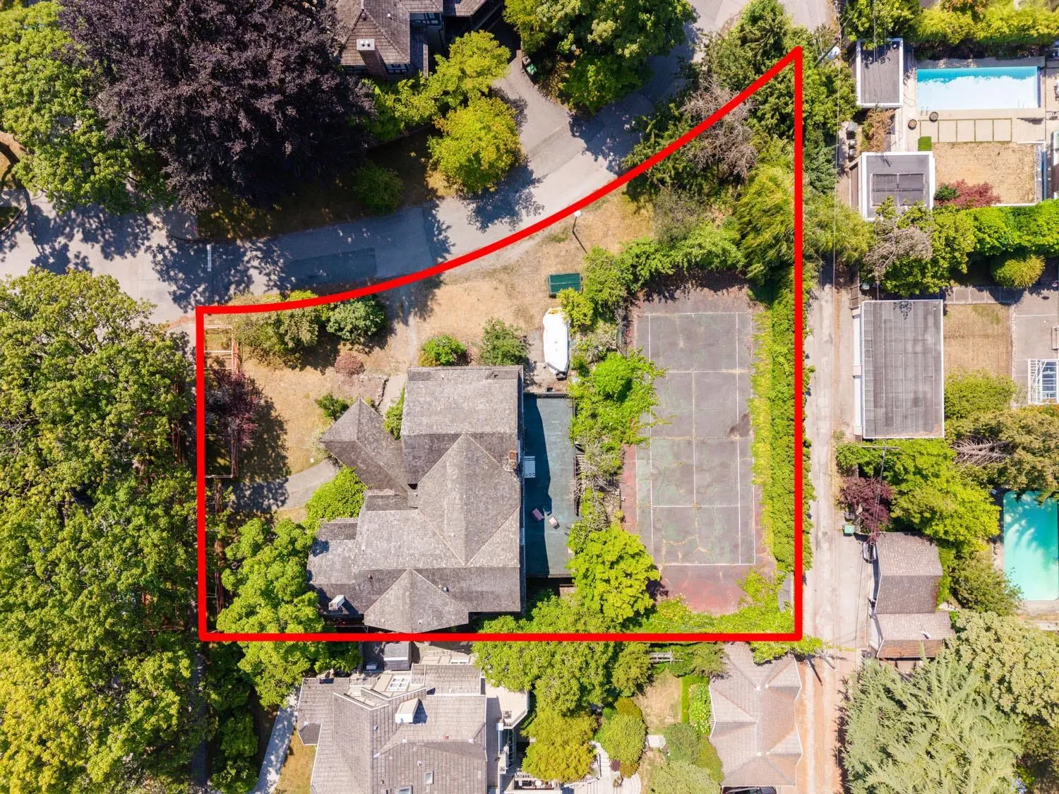 Photo 1 of 9 at 4987 Connaught Drive