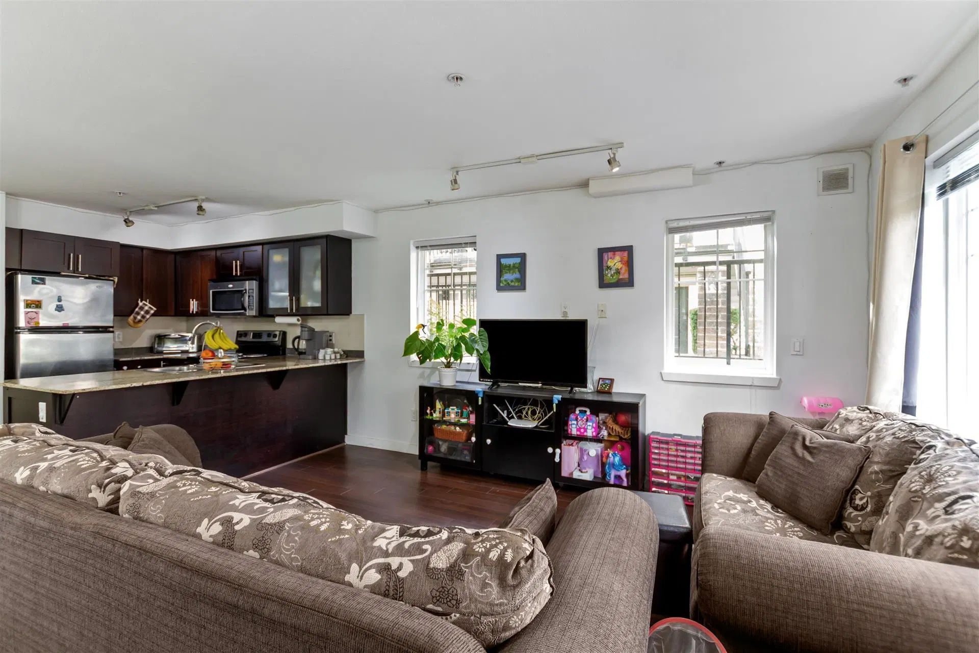 Photo 2 of 28 at #124 – 13958 108 Avenue