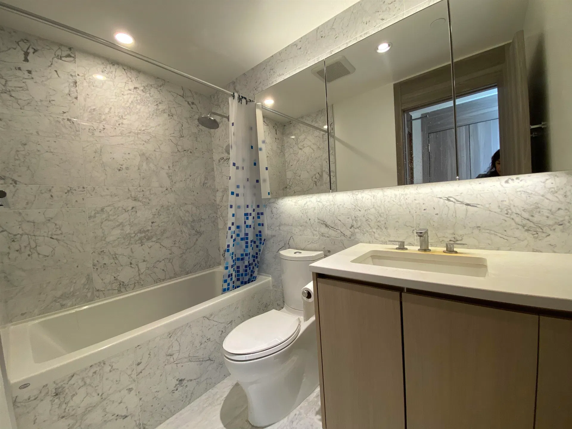 Photo 2 of 20 at #1612 – 4720 Lougheed Highway