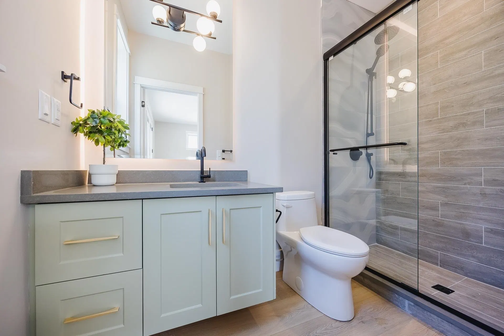 Photo 5 of 19 at HG 184 – 71384 Grove Place