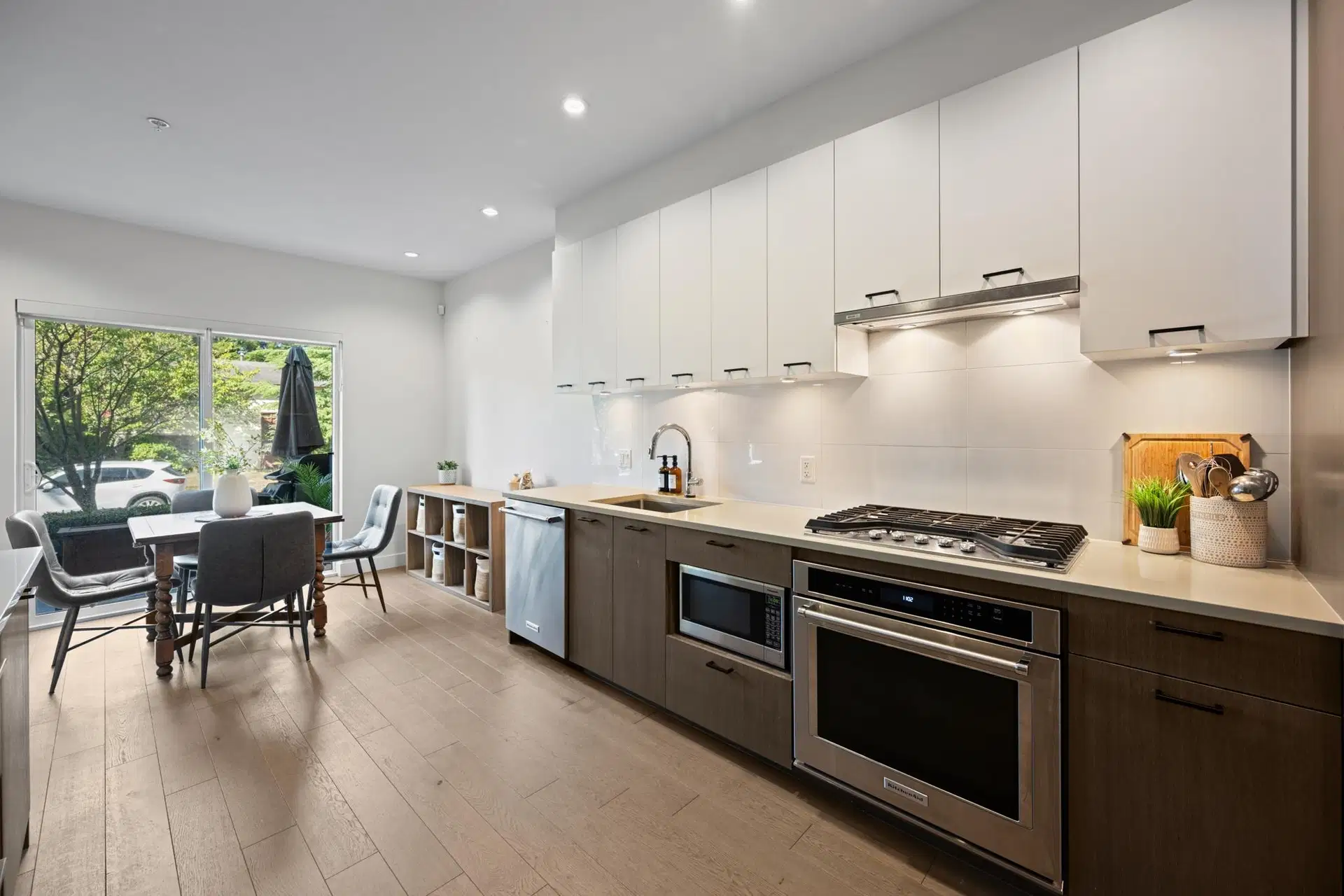 #204 – 1738 55a Street