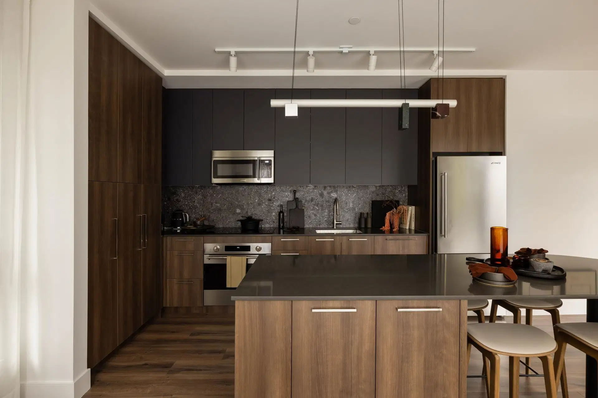 #208 – 2380 Emery Court