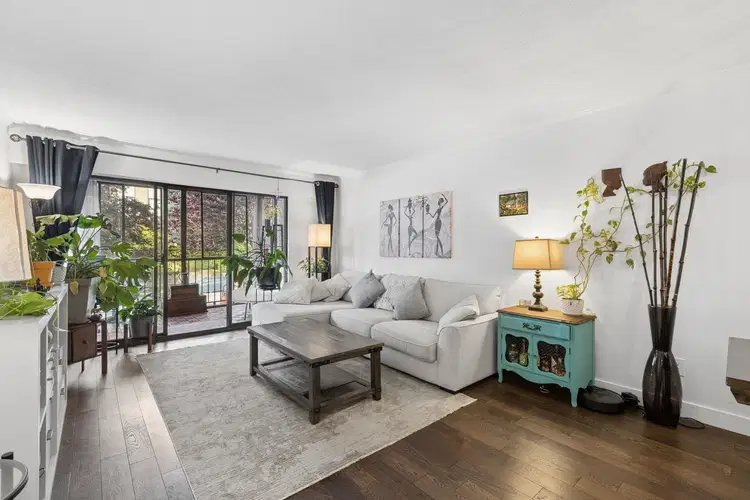 #201 – 127 4th Street