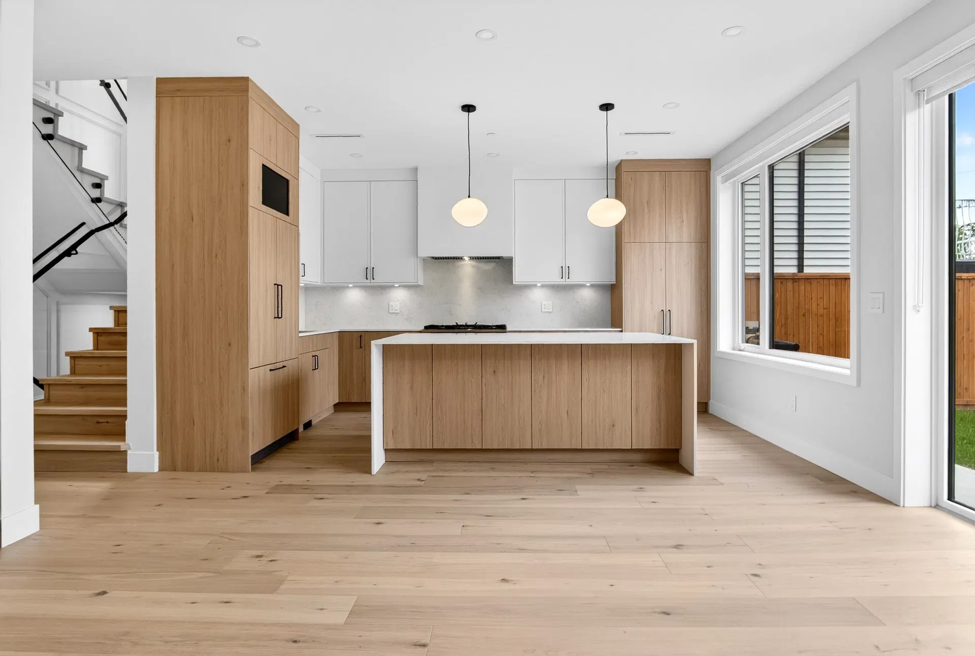 Photo 3 of 30 at #2 – 2741 E 7th Avenue