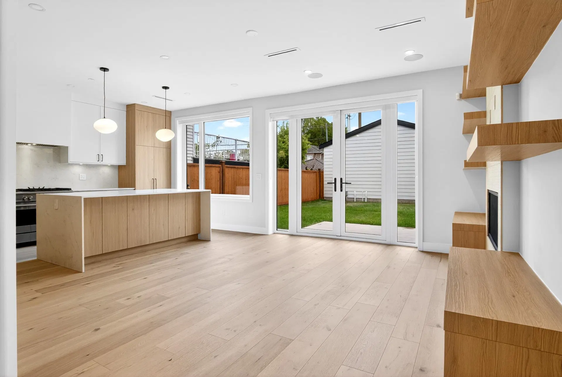 Photo 4 of 30 at #2 – 2741 E 7th Avenue