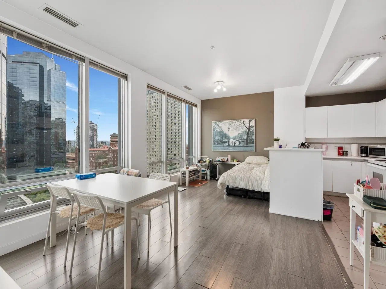 Photo 2 of 28 at #902 – 989 Nelson Street