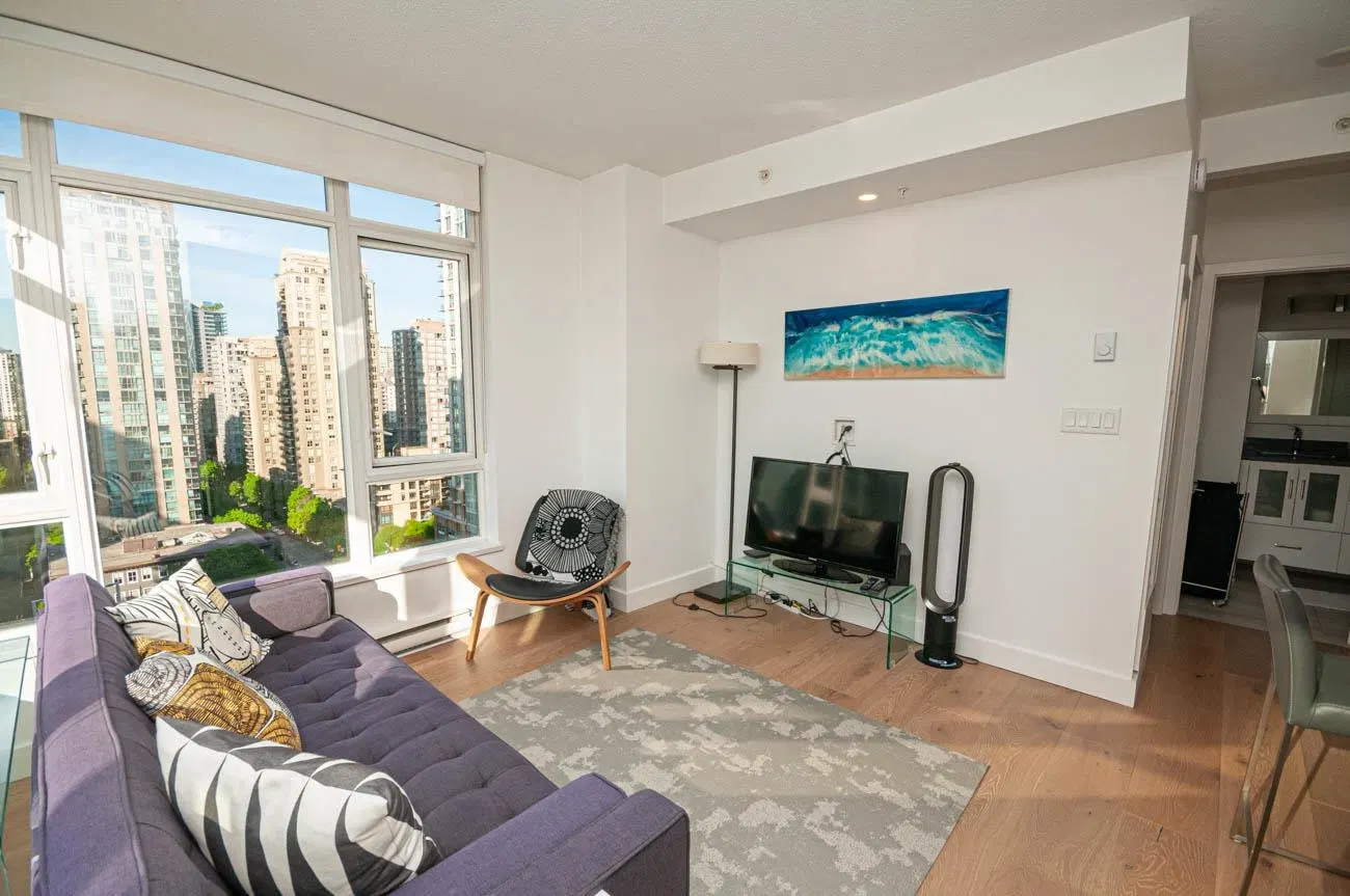 Photo 1 of 25 at #1306 – 480 Robson Street