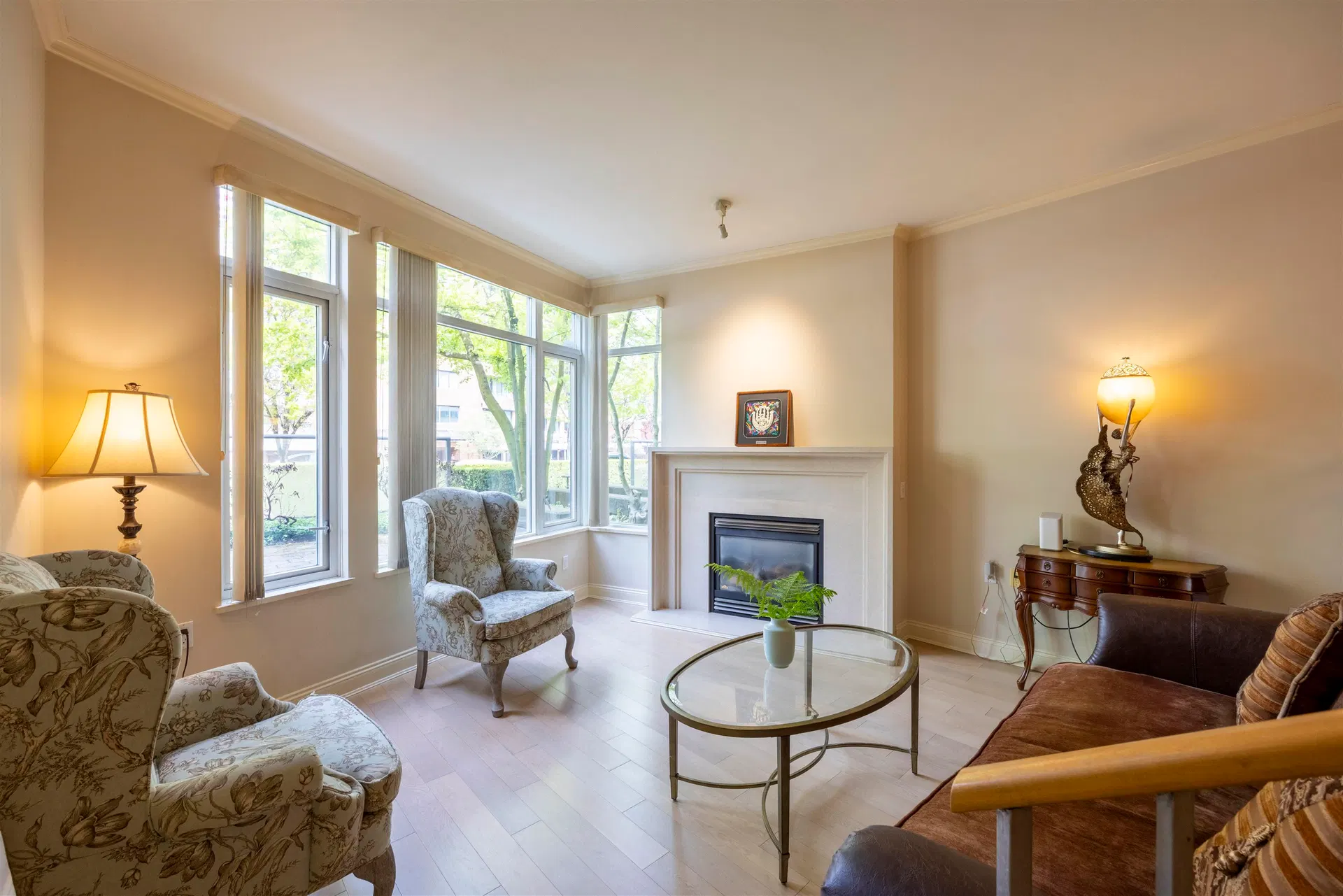 Photo 3 of 33 at #205 – 638 W 45th Avenue