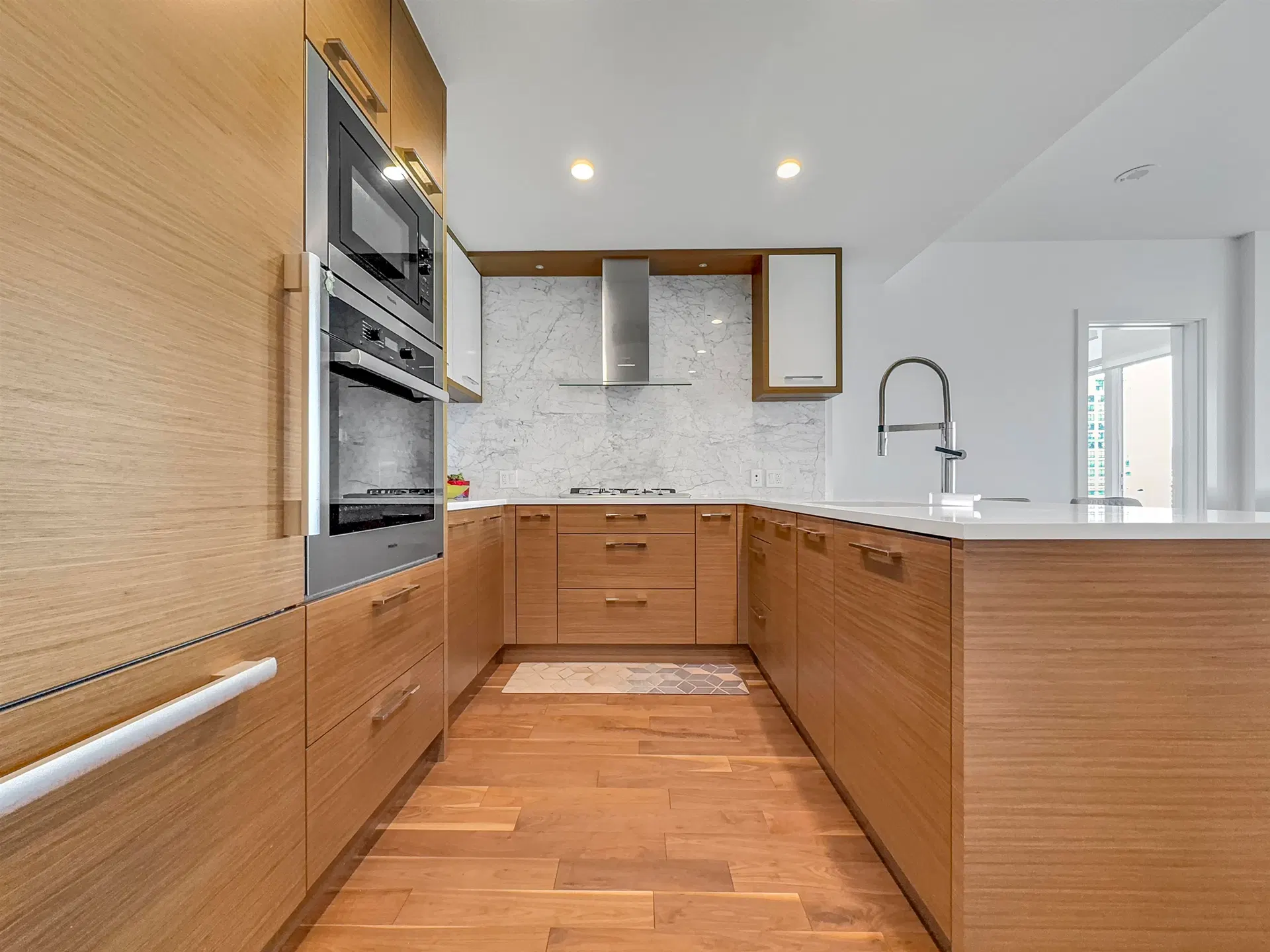Photo 3 of 18 at #17xx – 4360 Beresford Street