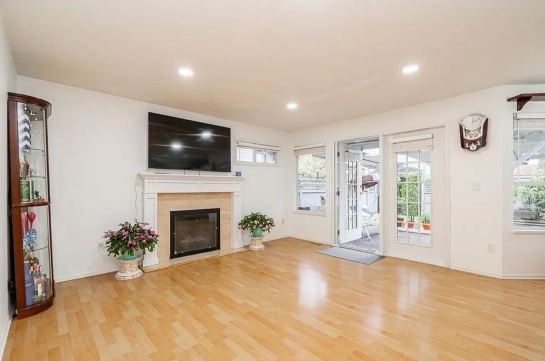 Photo 4 of 20 at #104 – 10538 153 Street