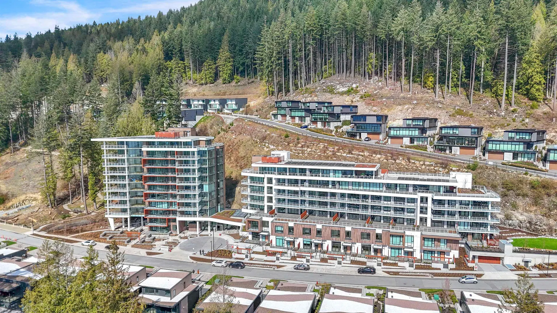 Photo 2 of 30 at #403 – 3963 Uplands Way