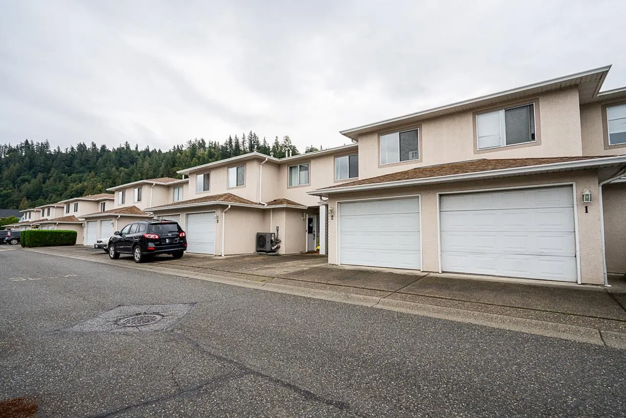 Photo 3 of 30 at #2 – 5536 Vedder Road