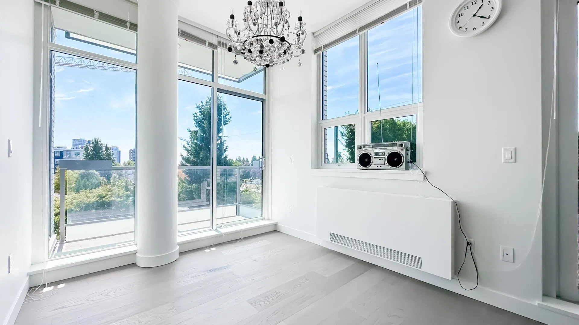 Photo 4 of 29 at #308 – 6733 Cambie Street
