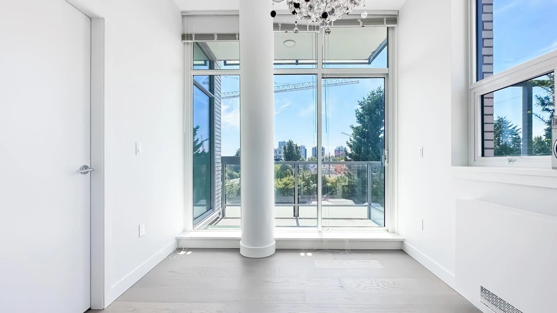 Photo 5 of 29 at #308 – 6733 Cambie Street