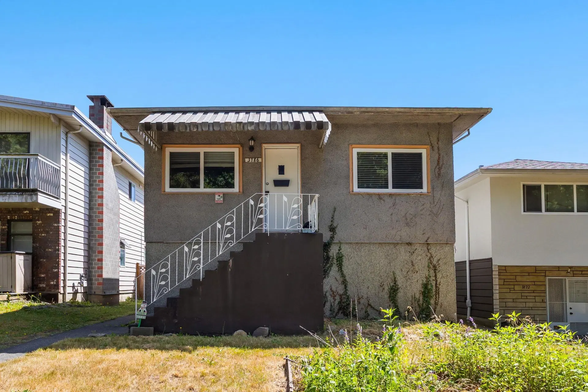 Photo 1 of 39 at 3186 E 28th Avenue