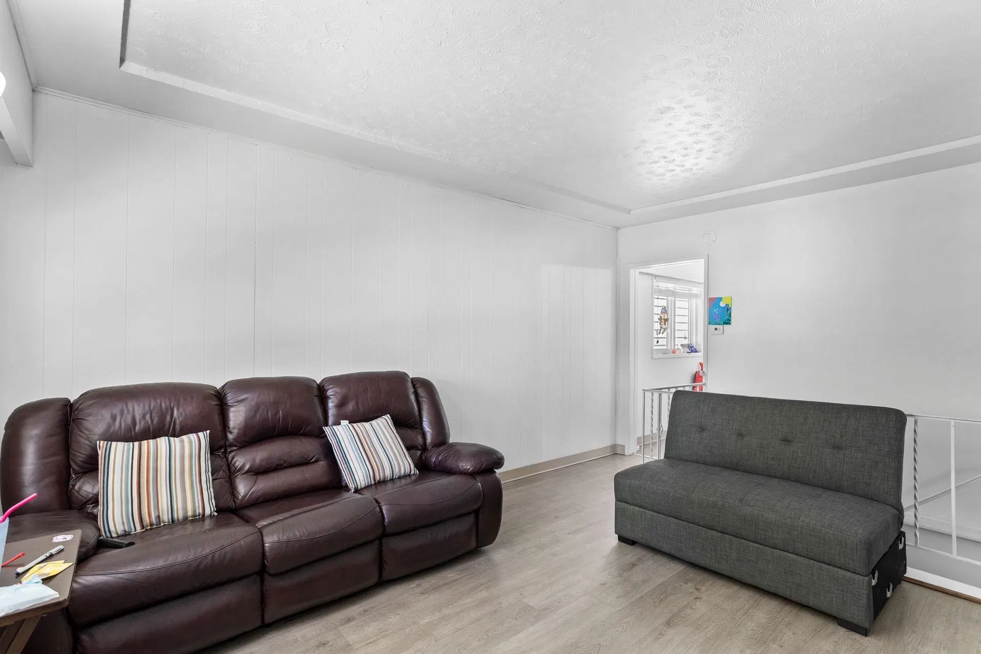 Photo 4 of 39 at 3186 E 28th Avenue