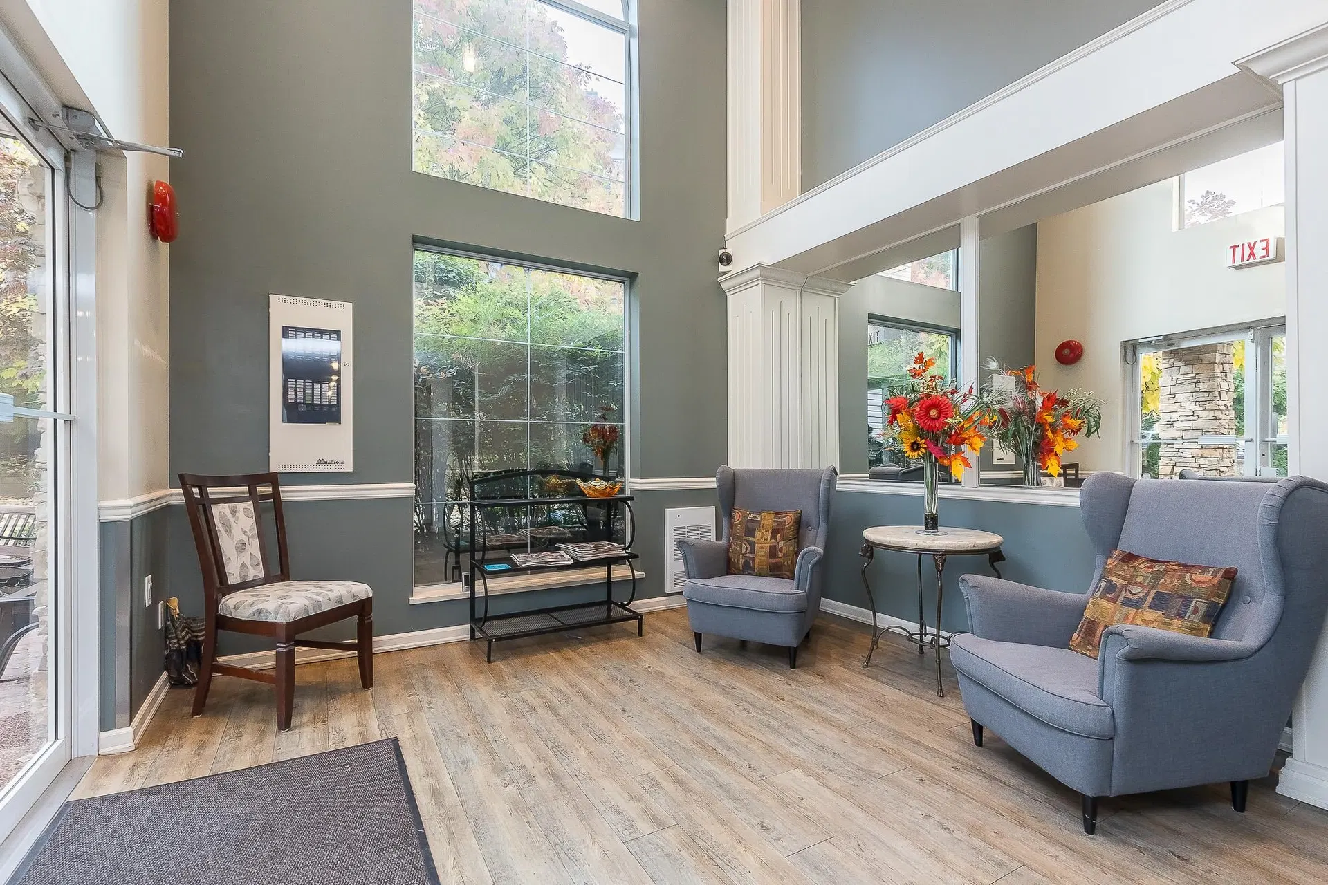 Photo 4 of 31 at #406 – 2963 Nelson Place
