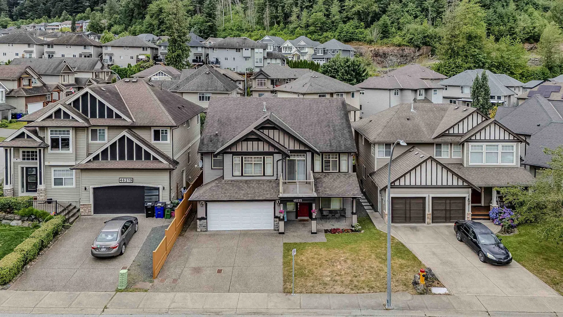 46225 Kermode Crescent