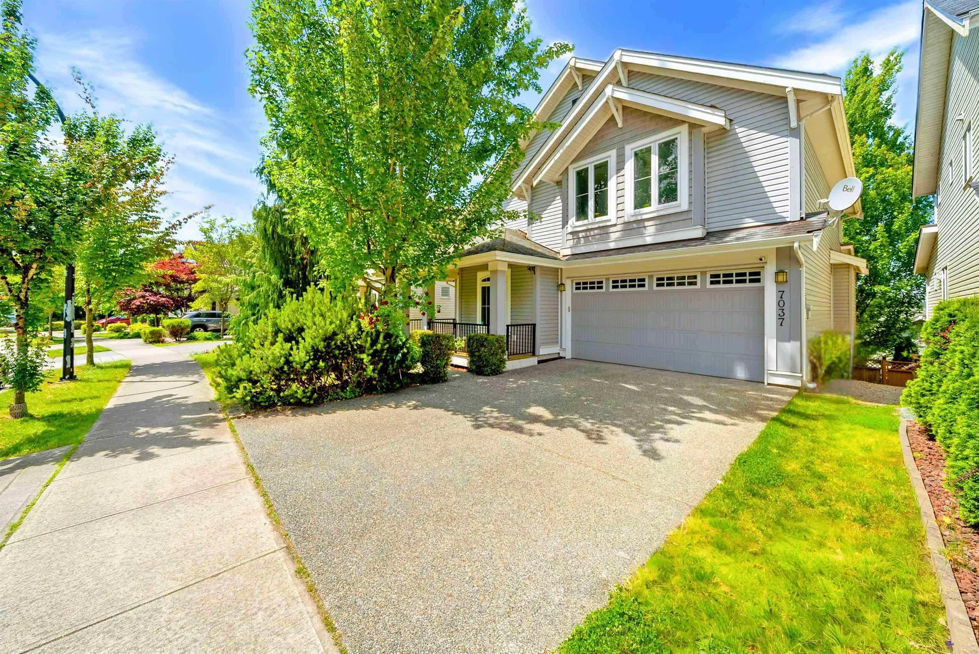 Photo 1 of 40 at 7037 178 Street