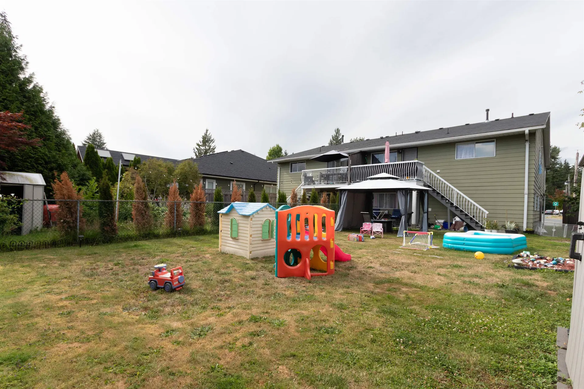Photo 2 of 37 at 2228 King Albert Avenue