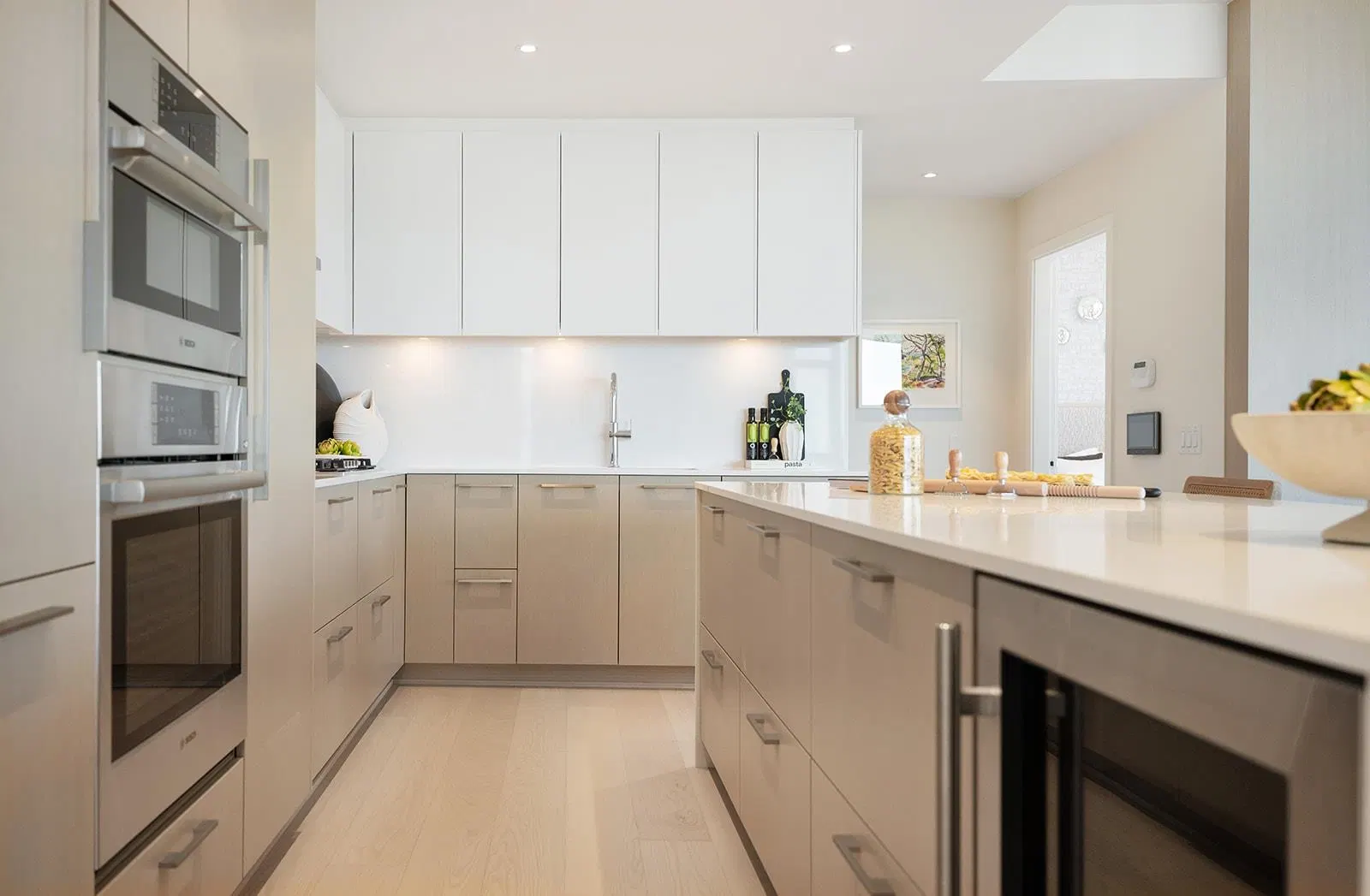 Photo 3 of 15 at #906 – 128 W 15th Street