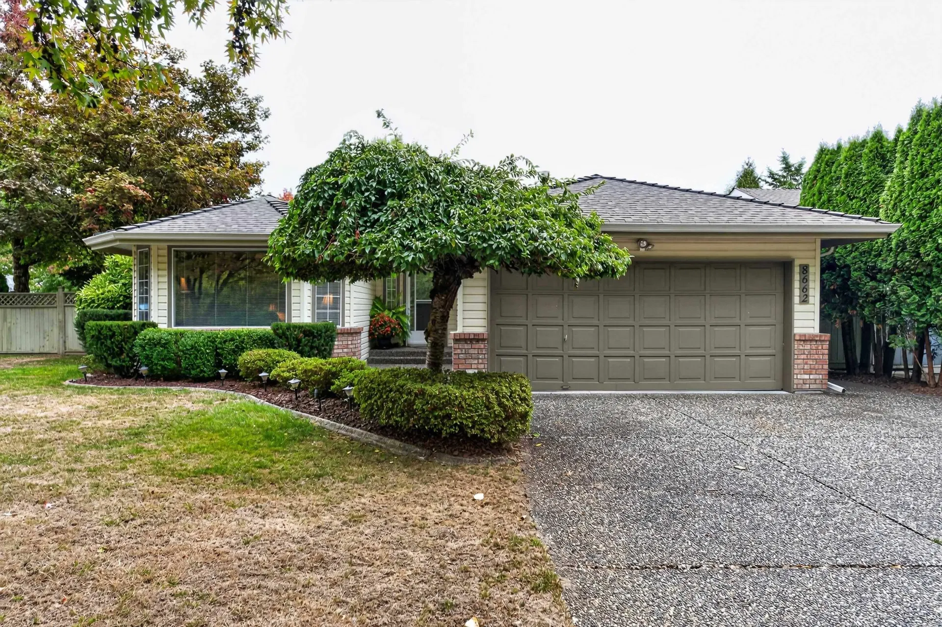 Photo 1 of 40 at 8662 161 Street