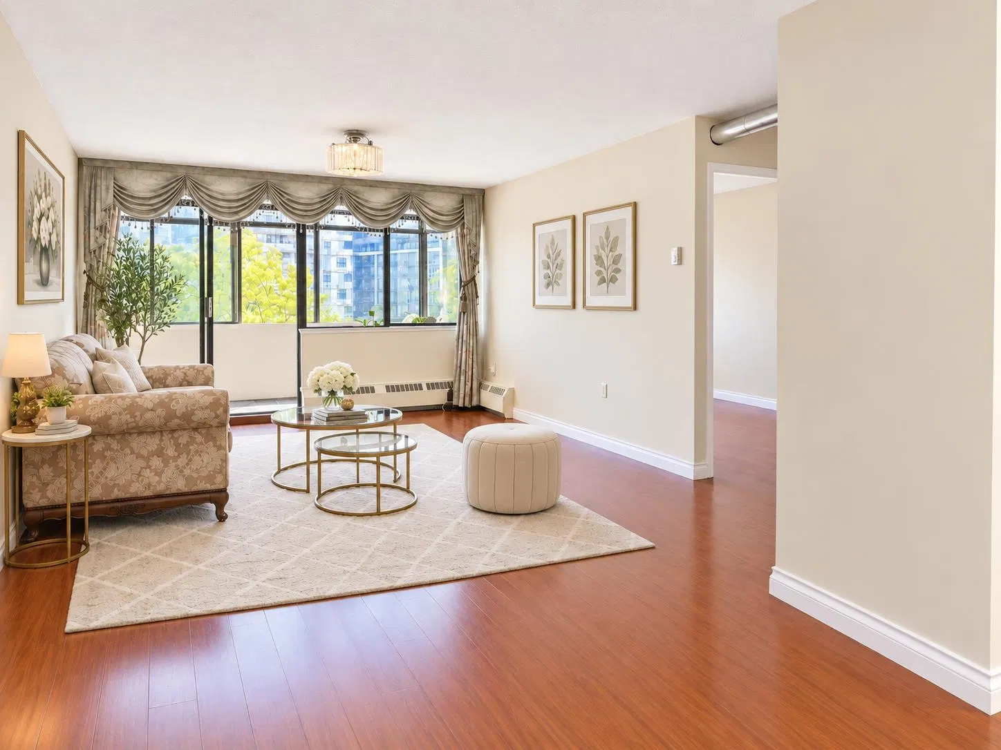 #812 – 6611 Minoru Boulevard