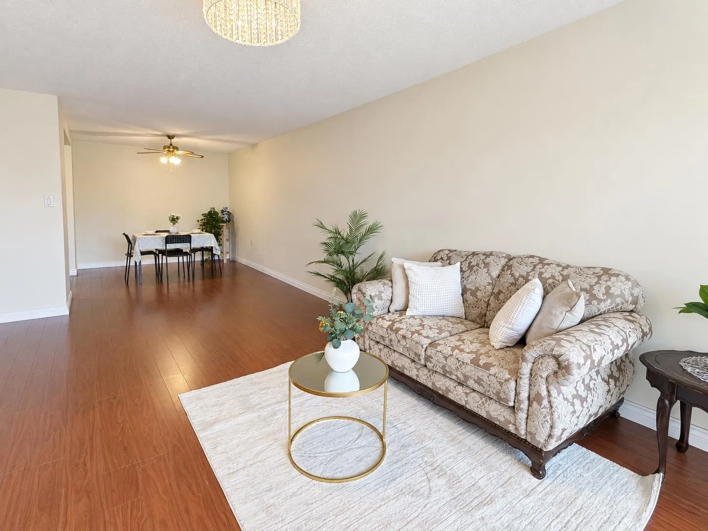 Photo 3 of 32 at #812 – 6611 Minoru Boulevard