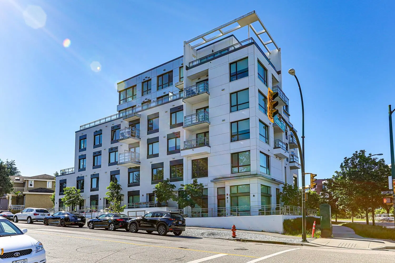 Photo 2 of 21 at #404 – 4908 Cambie Street