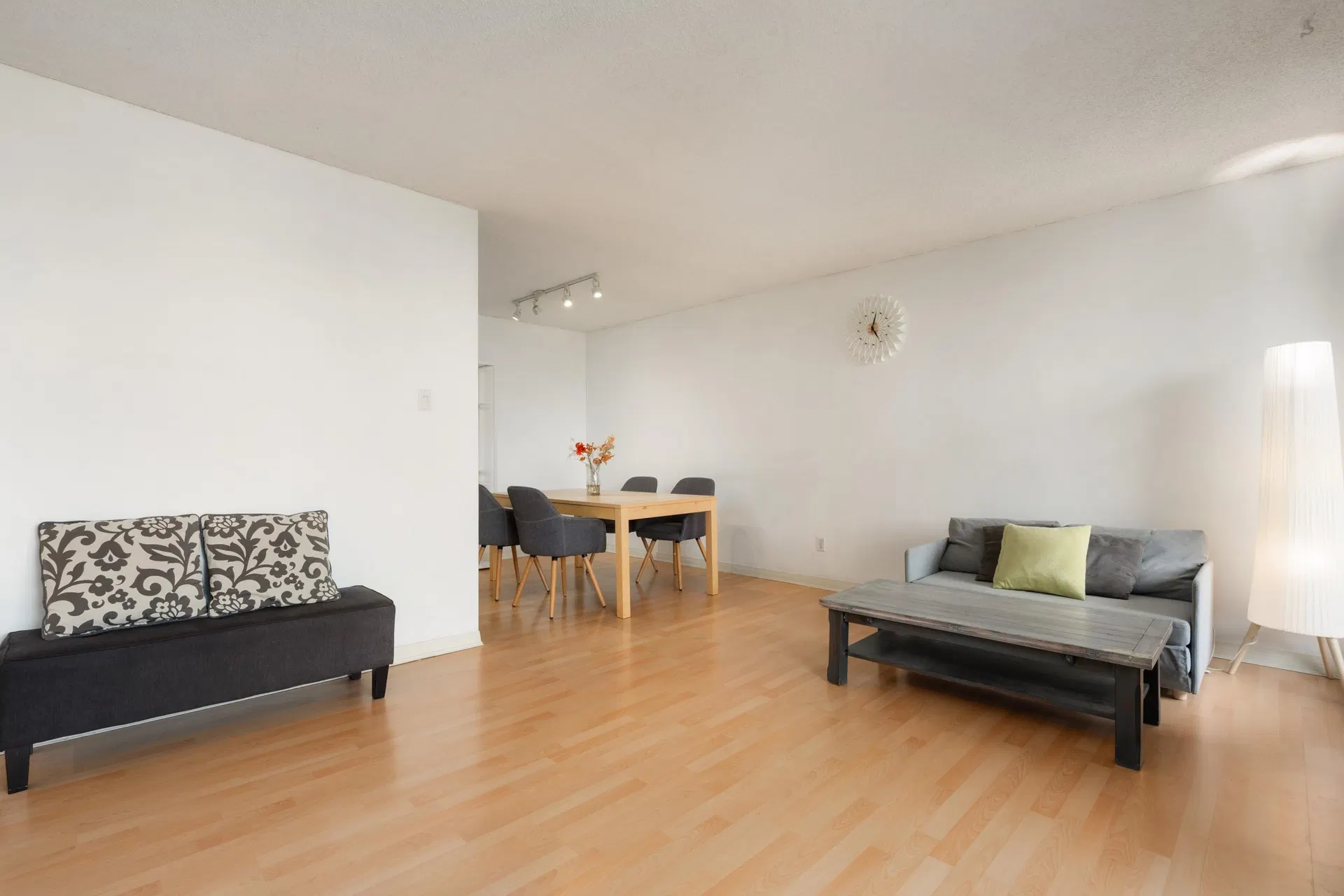 Photo 3 of 35 at #704 – 6689 Willingdon Avenue