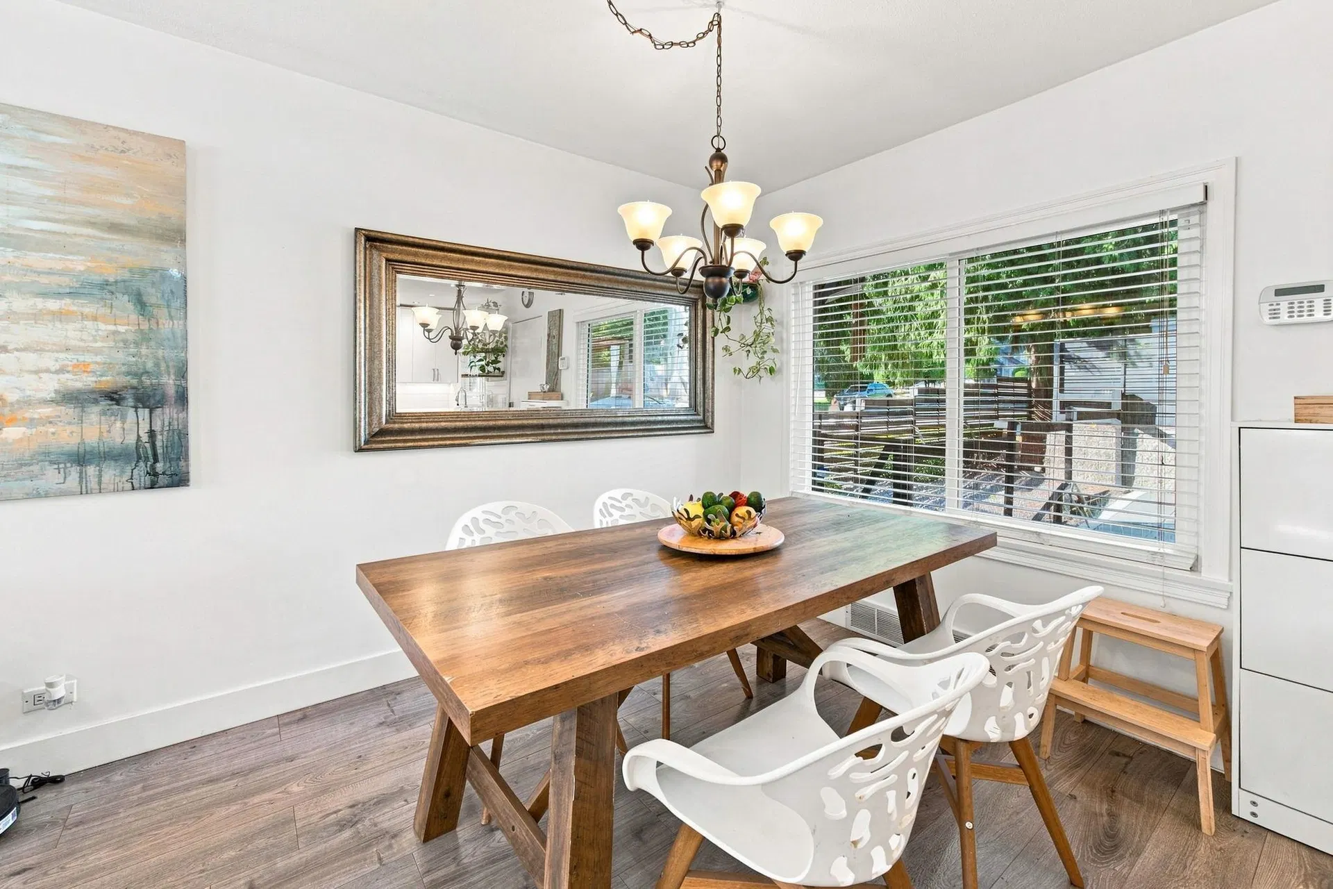 Photo 5 of 40 at 300 E 25th Street