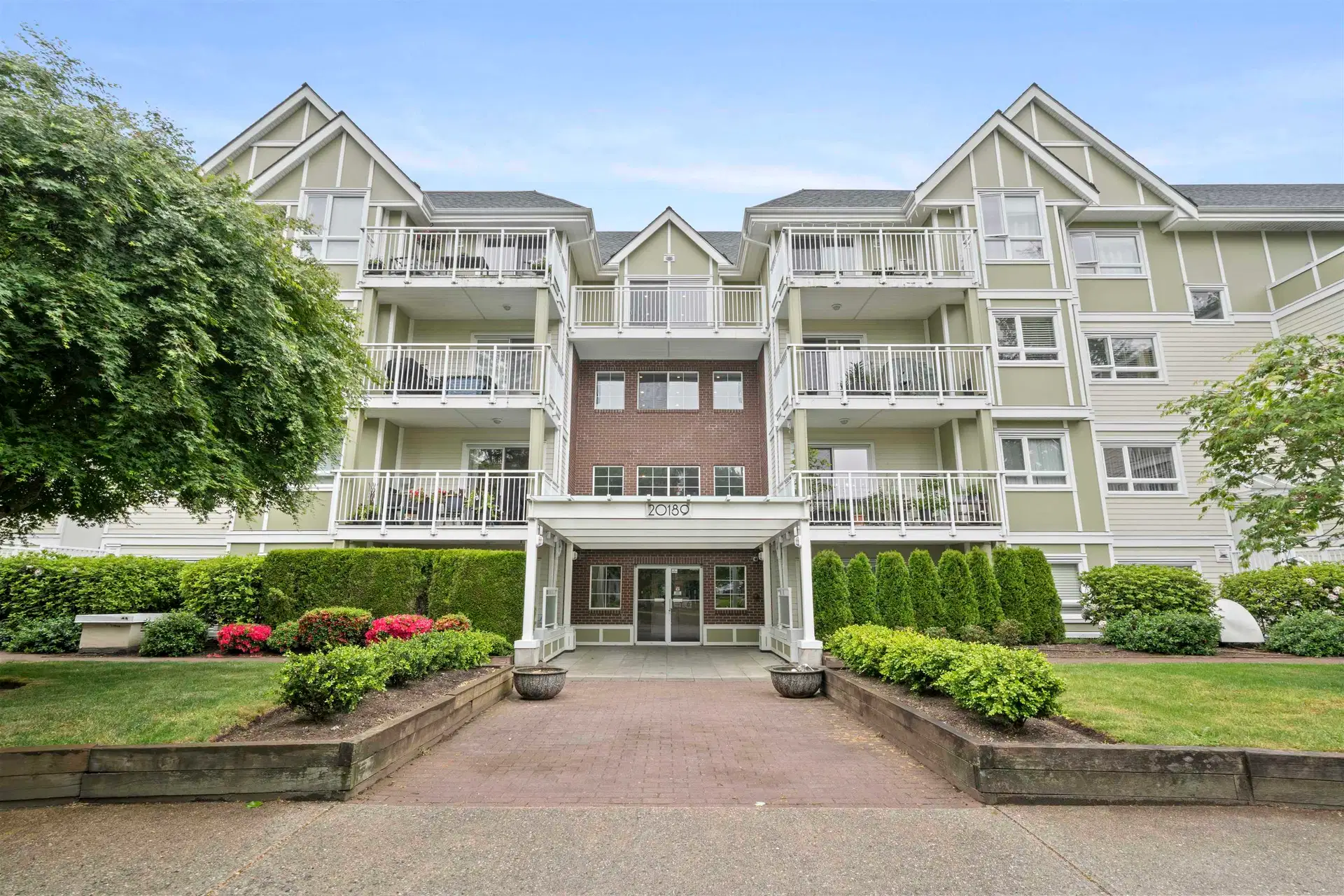 #103 – 20189 54 Avenue