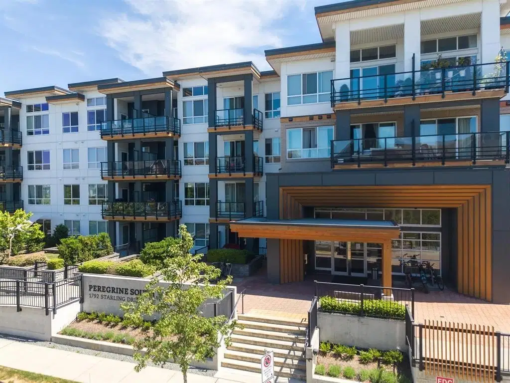 #328 – 1792 Starling Drive