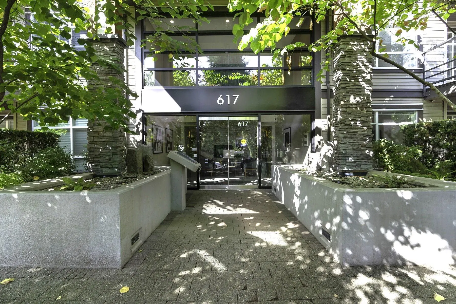 Photo 4 of 24 at #109 – 617 Smith Avenue