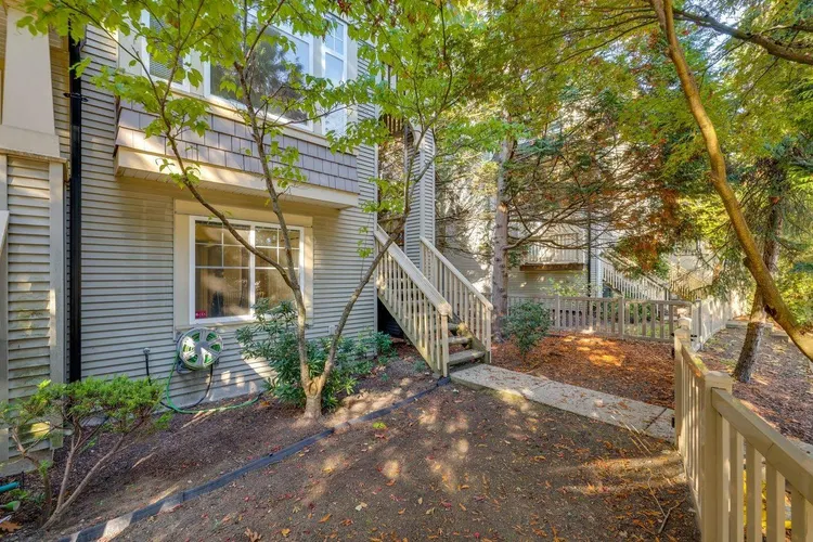 Photo 2 of 20 at #19 – 3711 Robson Court