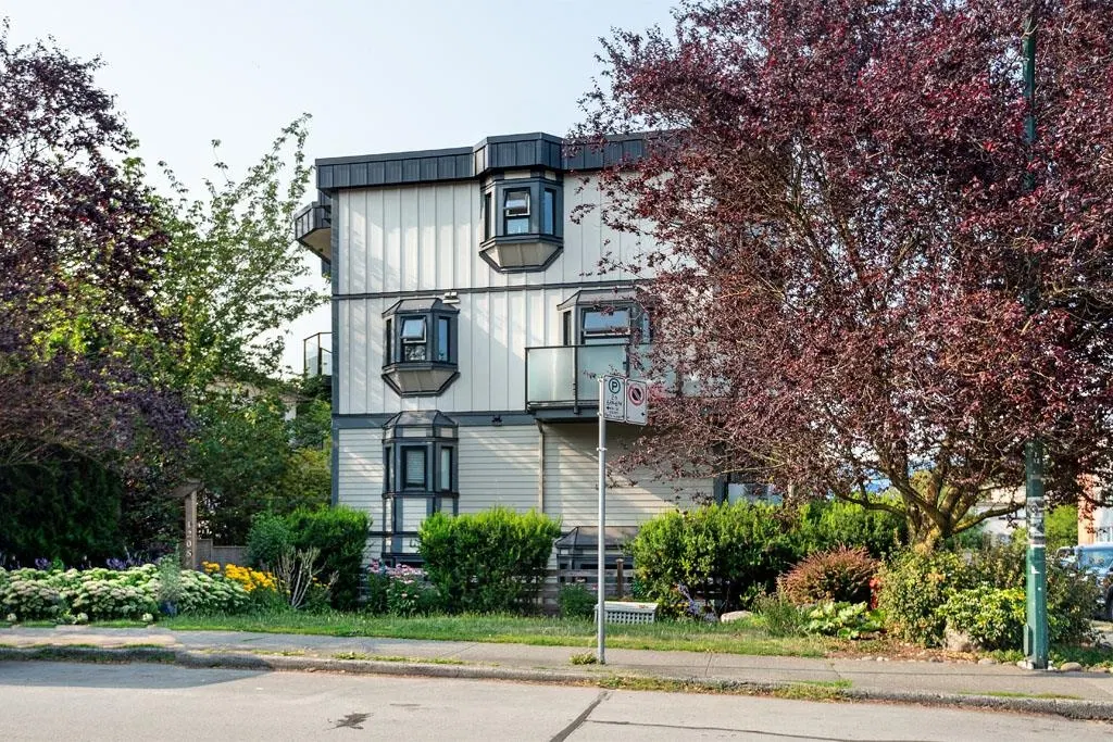 Photo 2 of 22 at #103 – 1205 W 14th Avenue