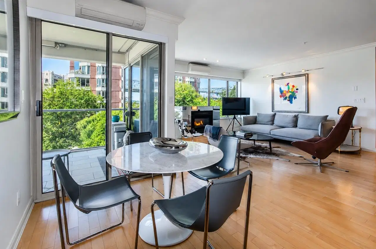 #303 – 1600 Hornby Street