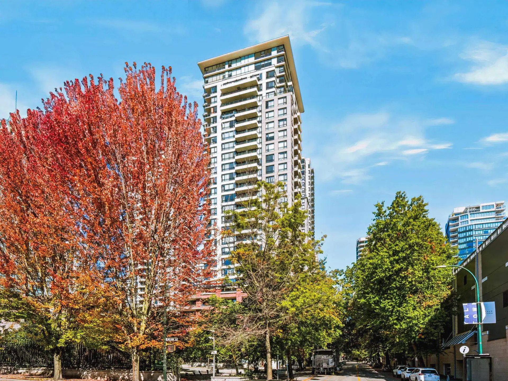 #2105 – 977 Mainland Street