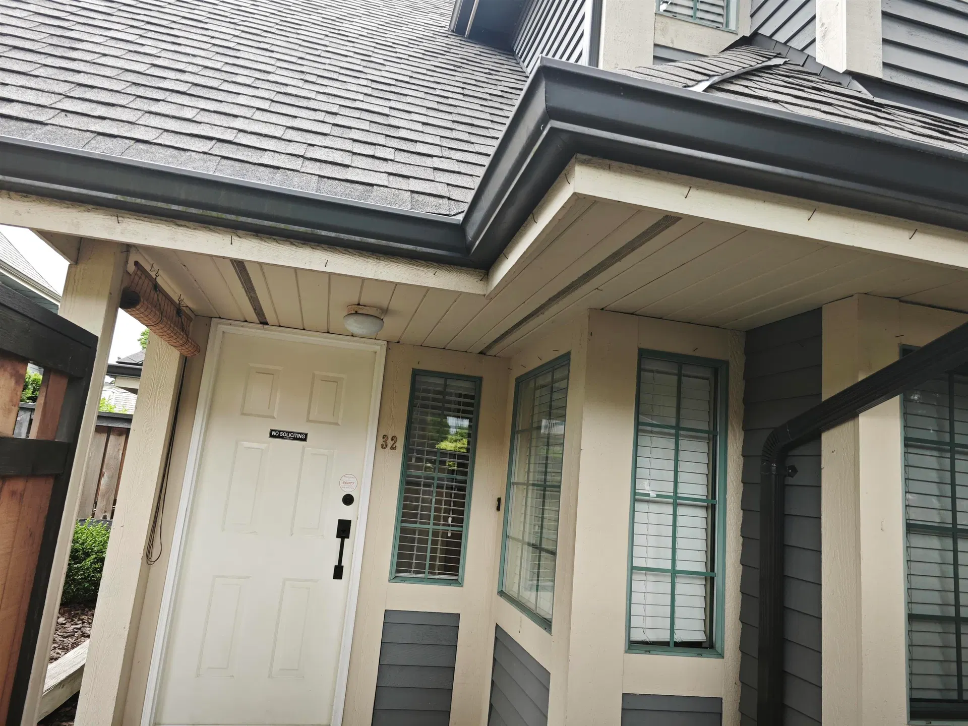 Photo 4 of 22 at #32 – 355 Duthie Avenue