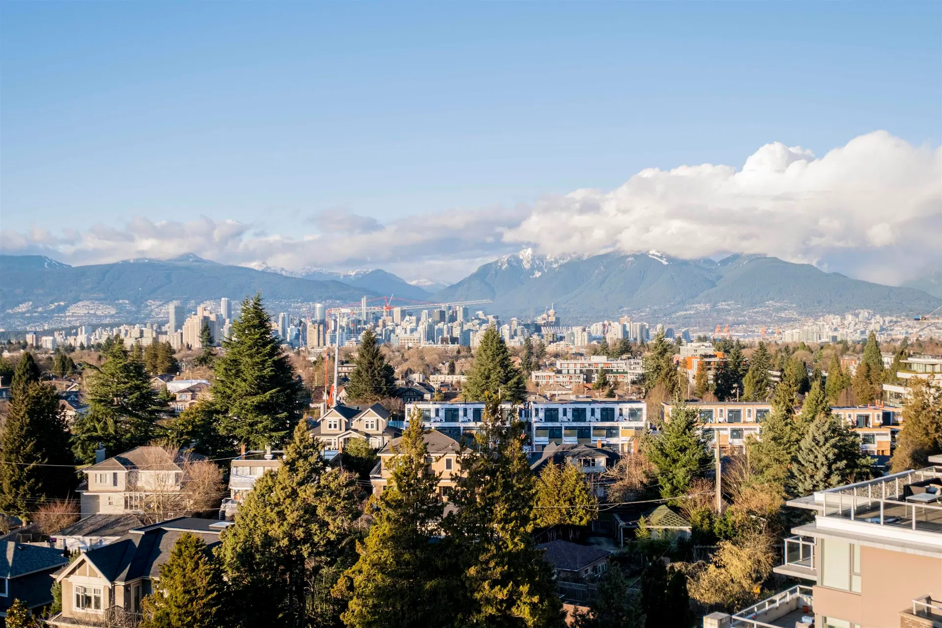 Photo 4 of 20 at #603 – 4675 Cambie Street