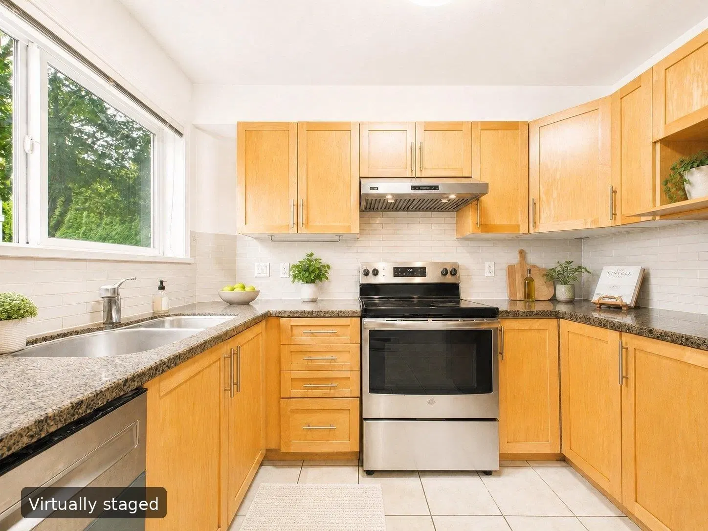 Photo 4 of 28 at #7 – 5525 Halley Avenue