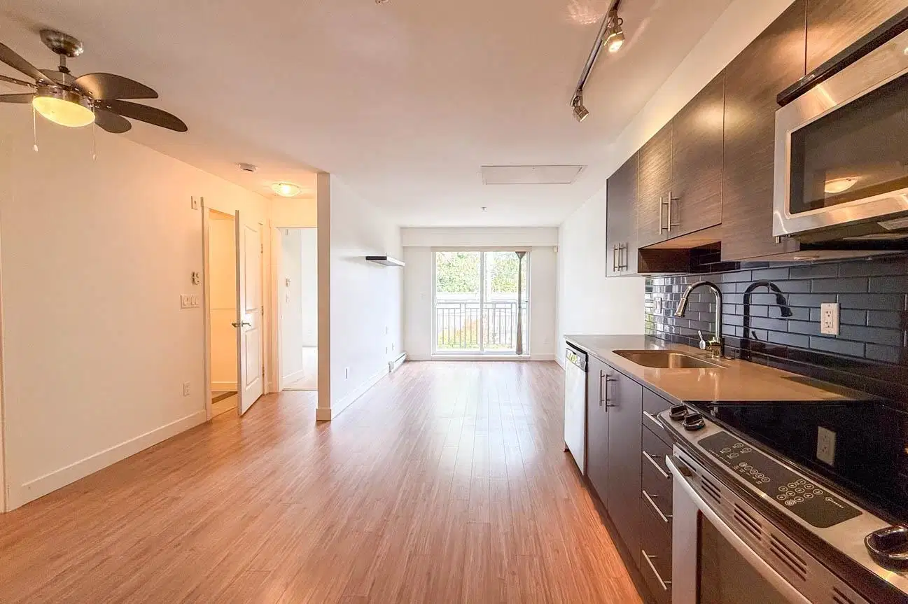 #302 – 1533 8th Avenue