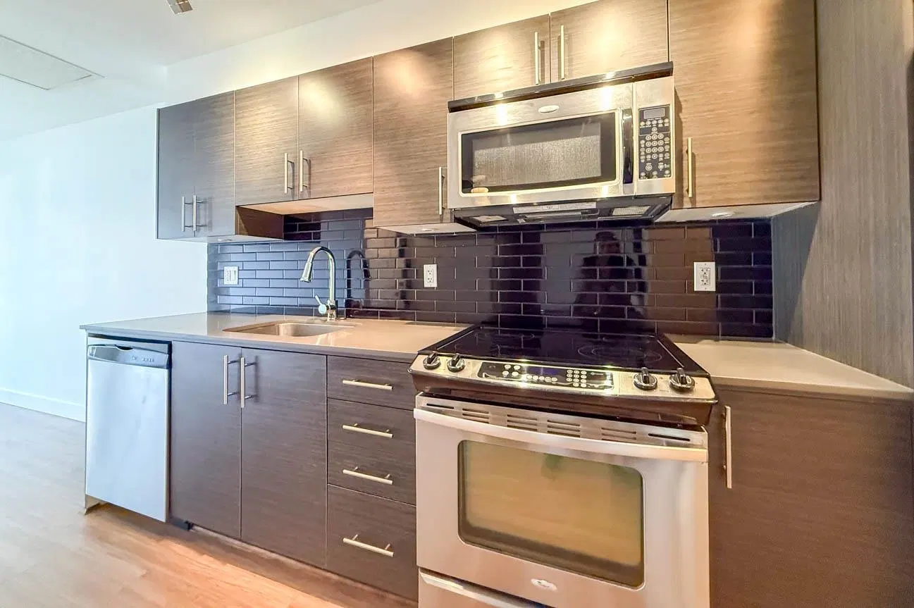 Photo 2 of 25 at #302 – 1533 E 8th Avenue